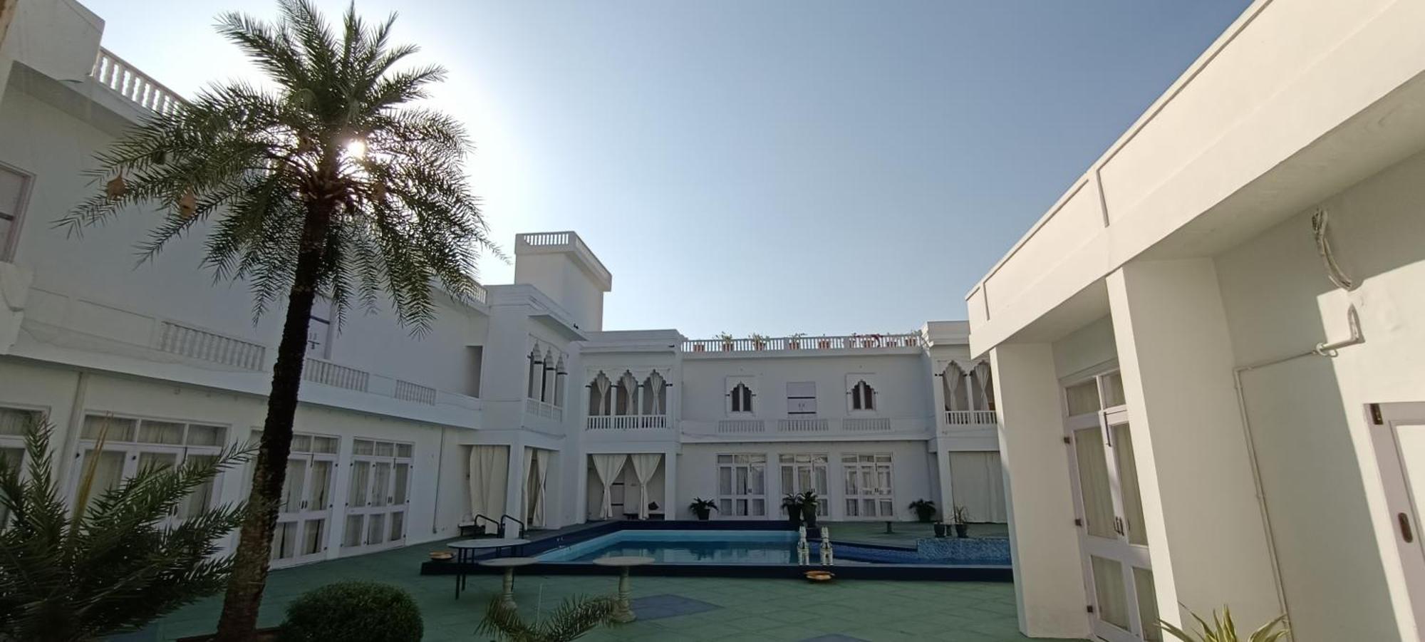 Savista Retreat Hotel Jaipur Ngoại thất bức ảnh