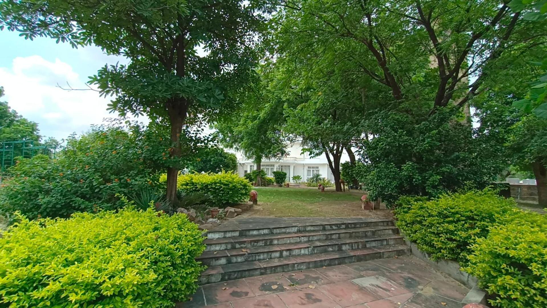 Savista Retreat Hotel Jaipur Ngoại thất bức ảnh