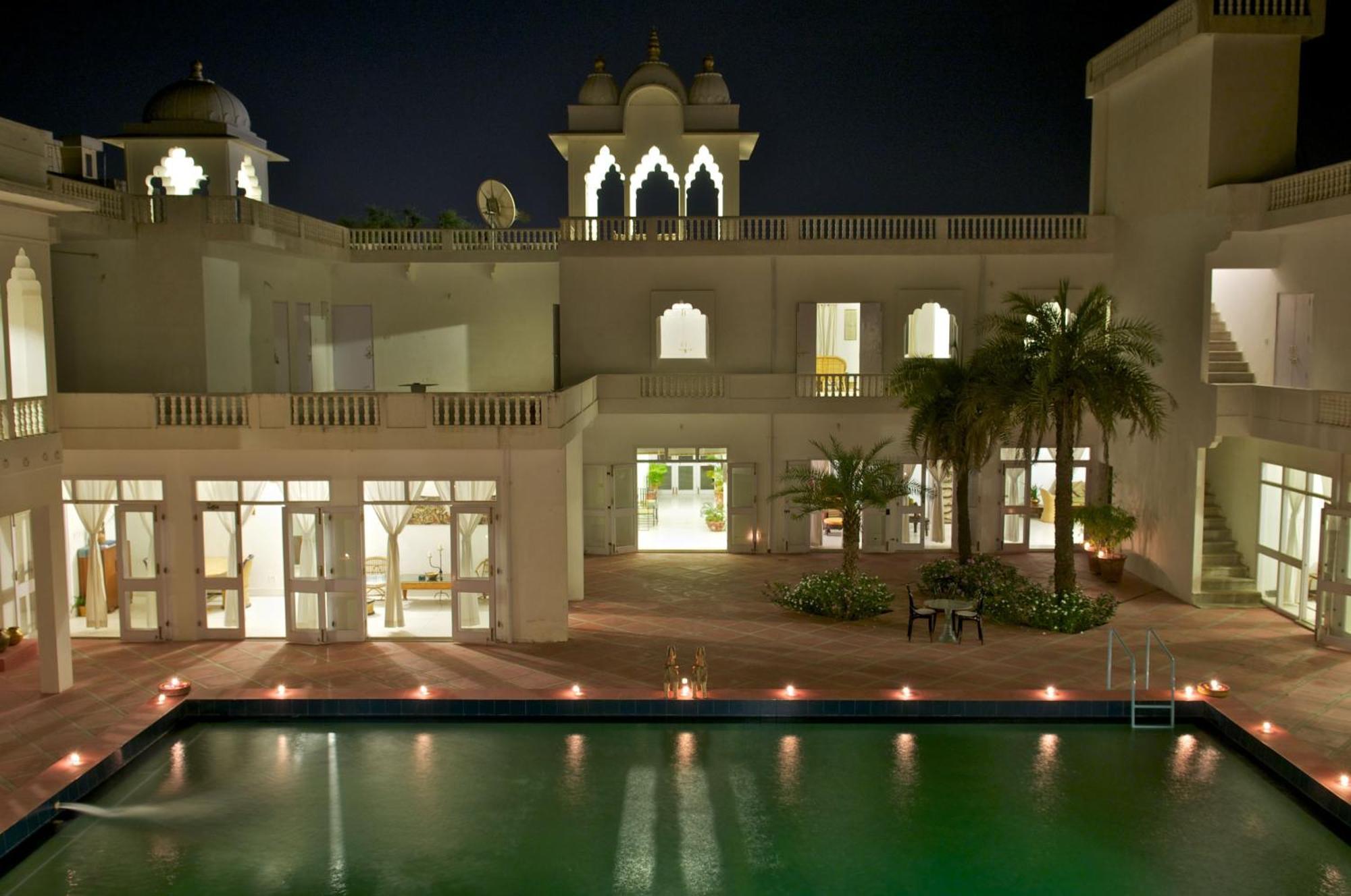 Savista Retreat Hotel Jaipur Ngoại thất bức ảnh