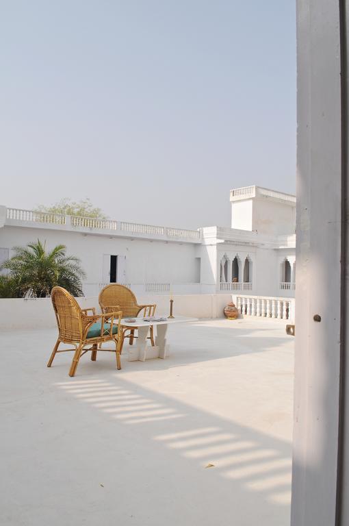 Savista Retreat Hotel Jaipur Ngoại thất bức ảnh